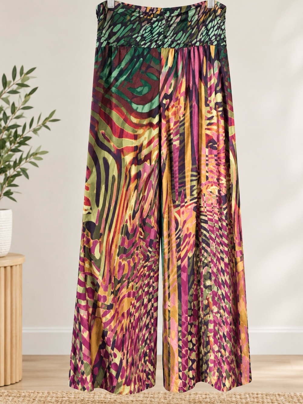 ISLE by Melis Kozan, Women’s Large